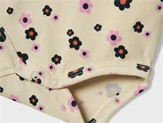 Name It summer sand flowers body